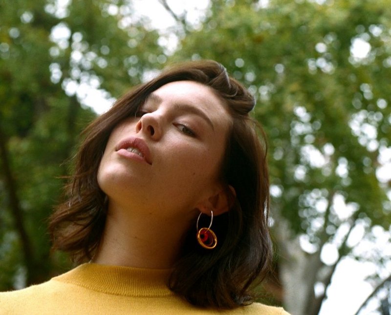 مجموعة جديدة من أقراط الديسكو!